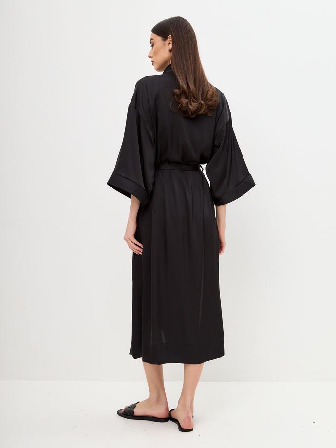 Шелковый черный длинный халат-кимоно с тесьмой на рукавах для аксессуара с перьями 5 STAR HOME