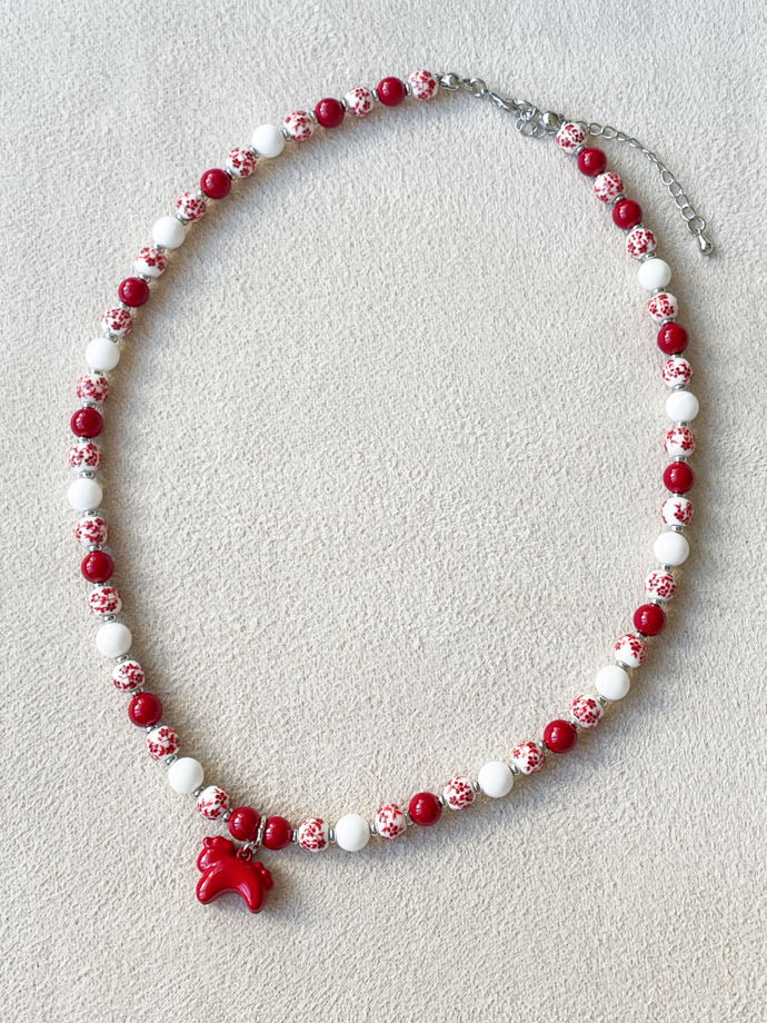 Колье с лошадкой в русском стиле