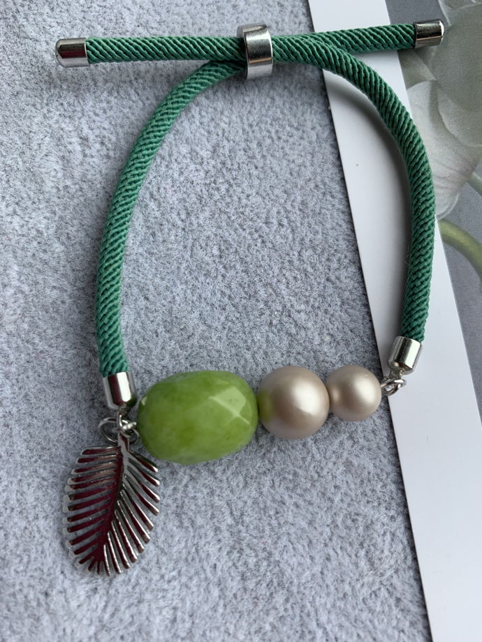 Браслет с нефритом и жемчугом Майорка «Тропический оазис»
