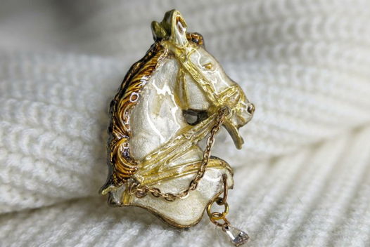 Брошь "АРАБСКИЙ СКАКУН"