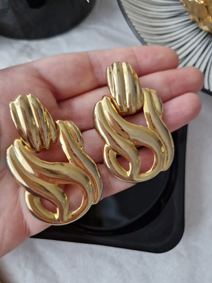 Винтажные клипсы завитки