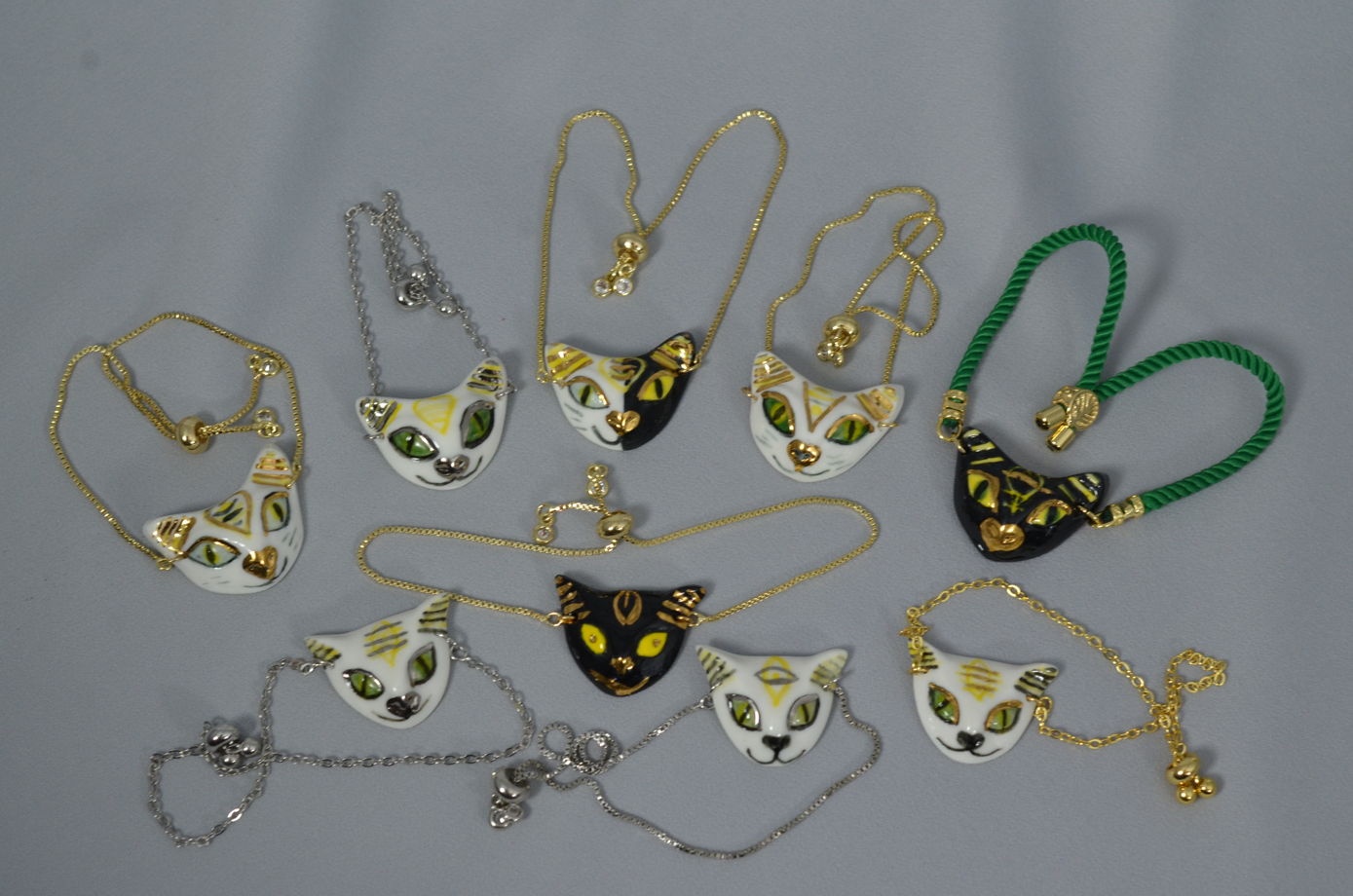 Браслет Bastet (Бастет) на цепочке со стопером (фарфор+золото)