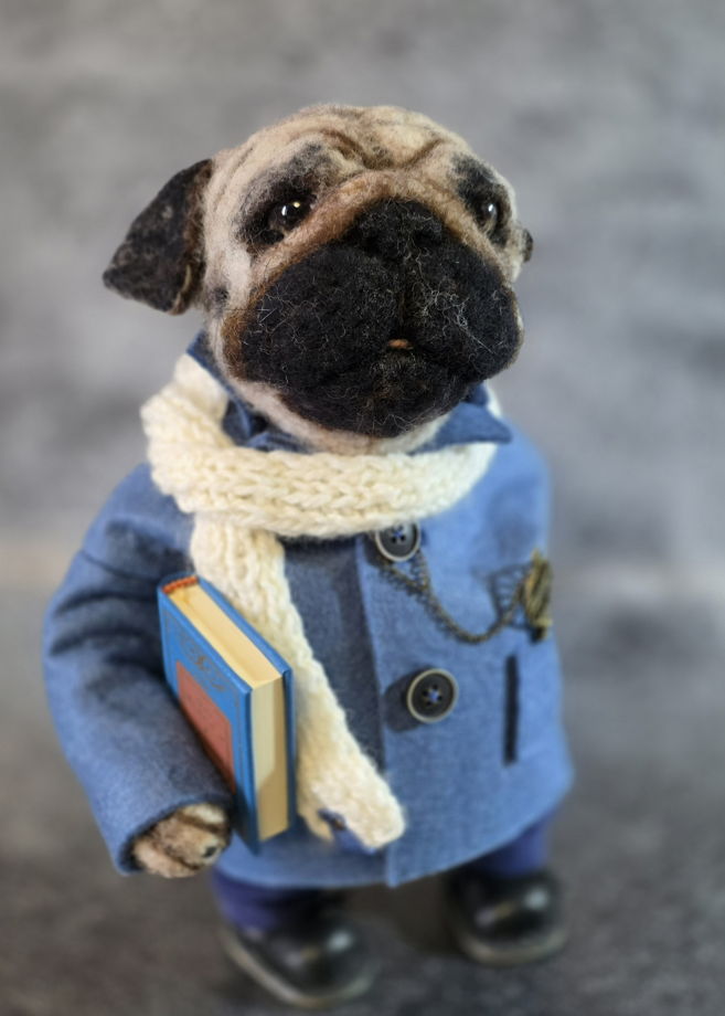 Войлочная интерьерная игрушка "Мопс Осип"