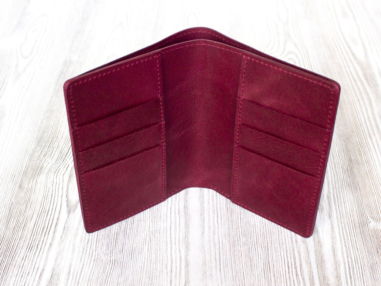 Портмоне из натуральной кожи для прав, СТС, банкнот, пластиковых карт, паспорта, страховки. VIRKUNEN