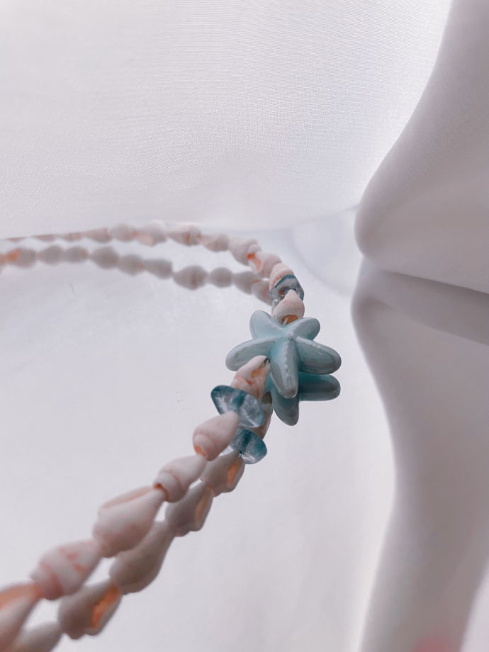 Синее летнее море