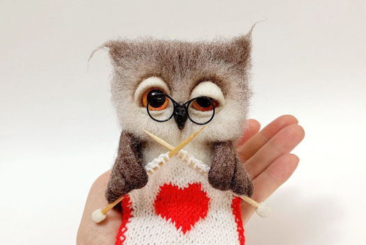 Войлочная игрушка: Совёнок-Купидон