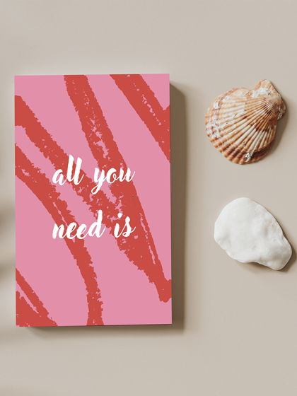 Дизайнерская открытка "all you need is love"