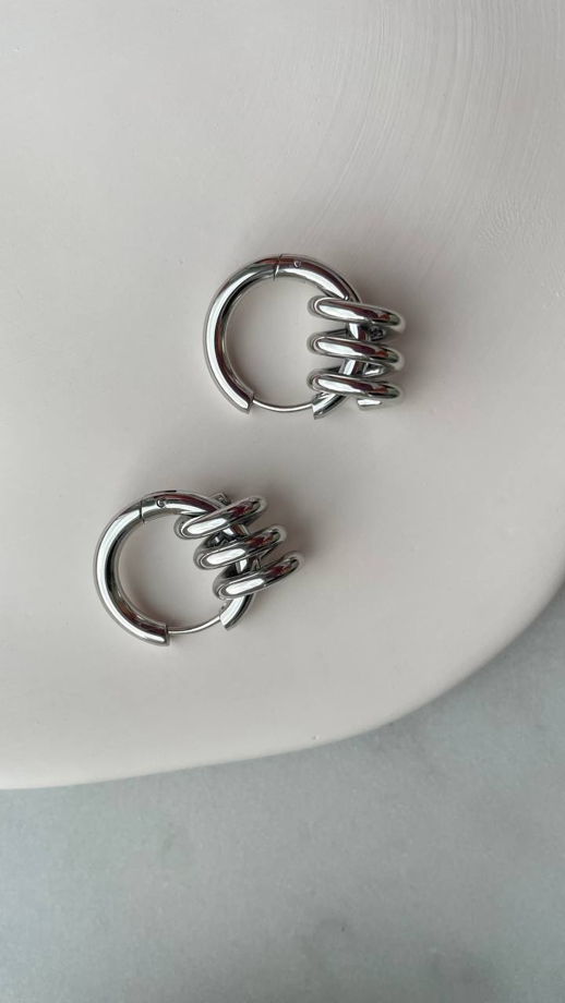 Серьги-кольца с пружинками под серебро