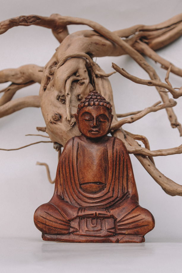 Будда Бхайрави из дерева Суар