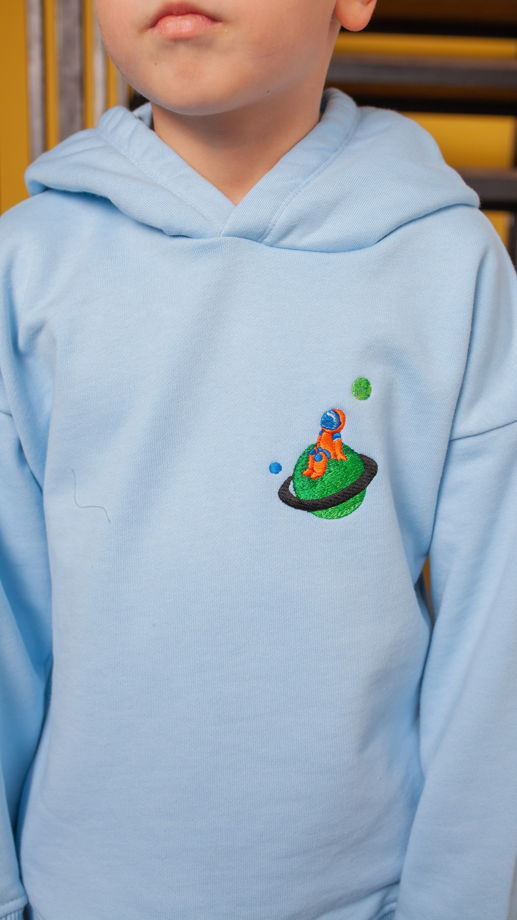 Детская толстовка оверсайз с капюшоном с вышивкой "космонавт" материал футер, 100% хлопок, цвет голубой