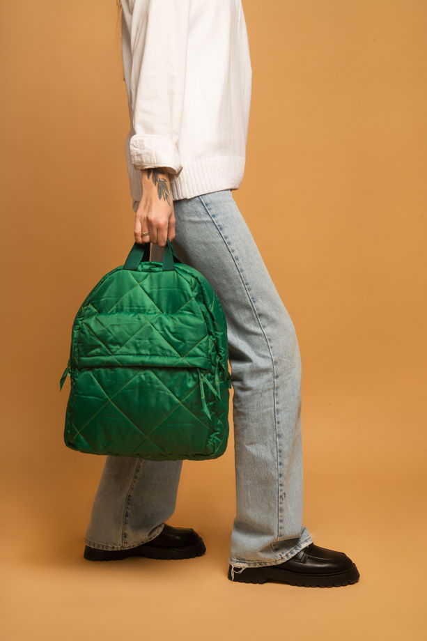 Зеленый рюкзак из болоньевой ткани с карманами ручной работы
