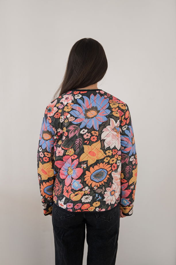 Стеганая куртка из хлопка с цветочным принтом