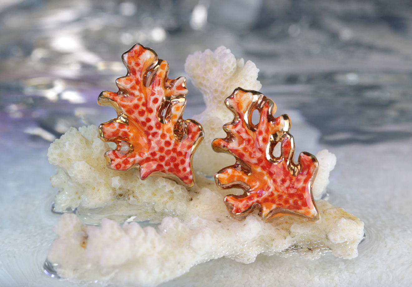 Фарфоровые серьги-гвоздики "Кораллы"