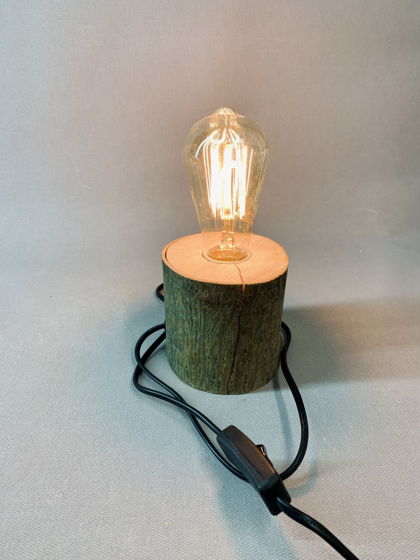 Светильник ручной работы из дерева - "Yvie"