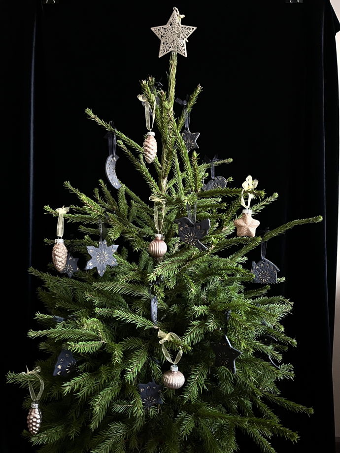 Набор  елочных игрушек из черного фарфора с золотом  "Merry Christmas" 3 шт