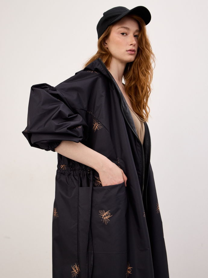 Плащ с пчелками