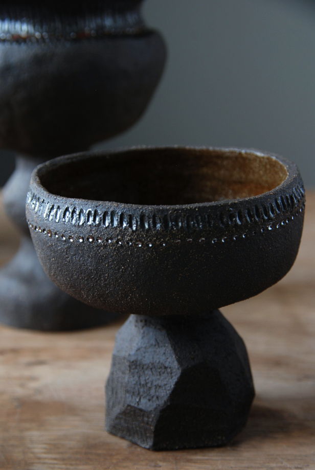 Керамическая ваза-подсвечник ручной работы серии Хроники