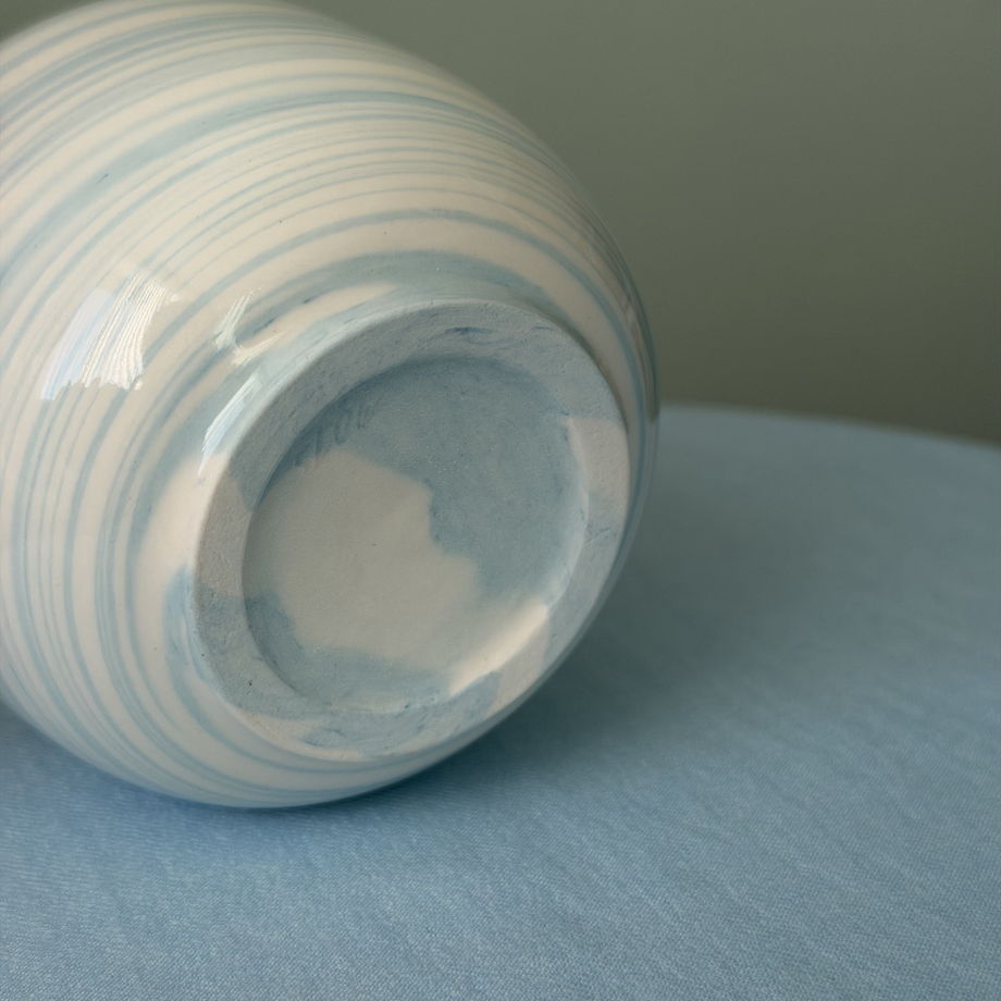 Чашка бело-голубая ручной работы без ручки, "Нерияги"