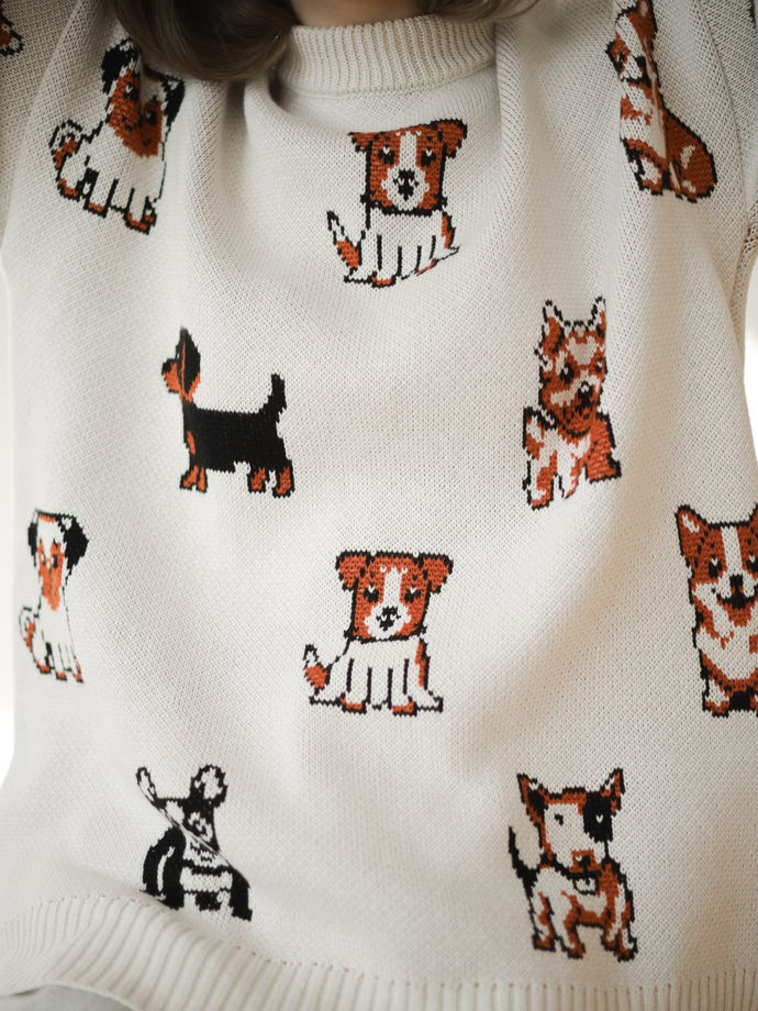 Свитер с собаками