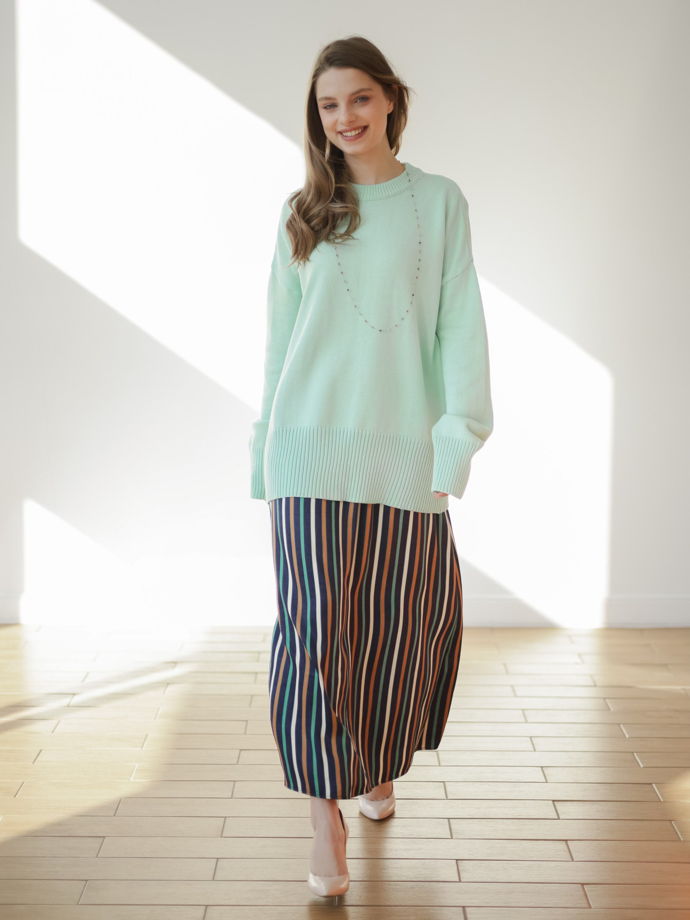 Свитер в мятном цвете