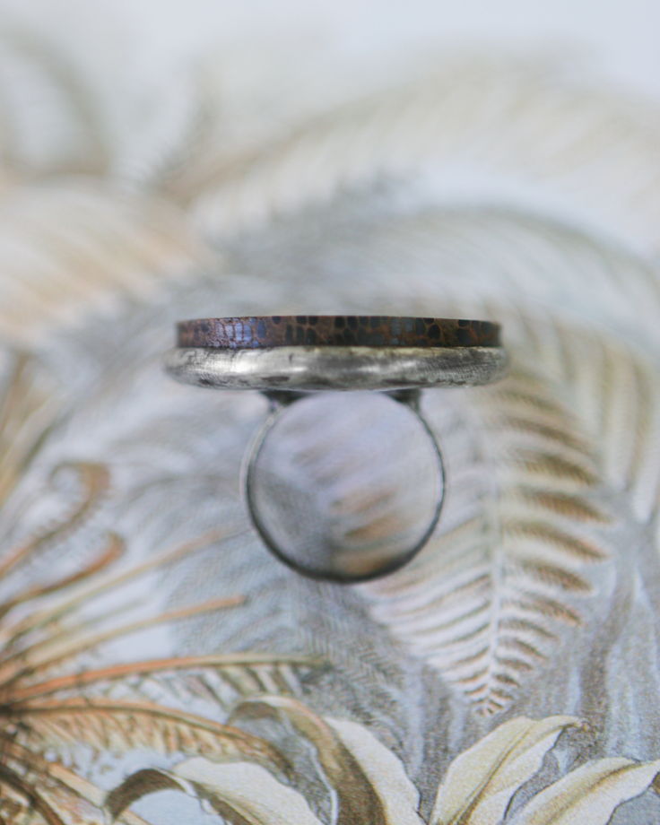 Кольцо из дерева пальмы в серебристом цвете №8
