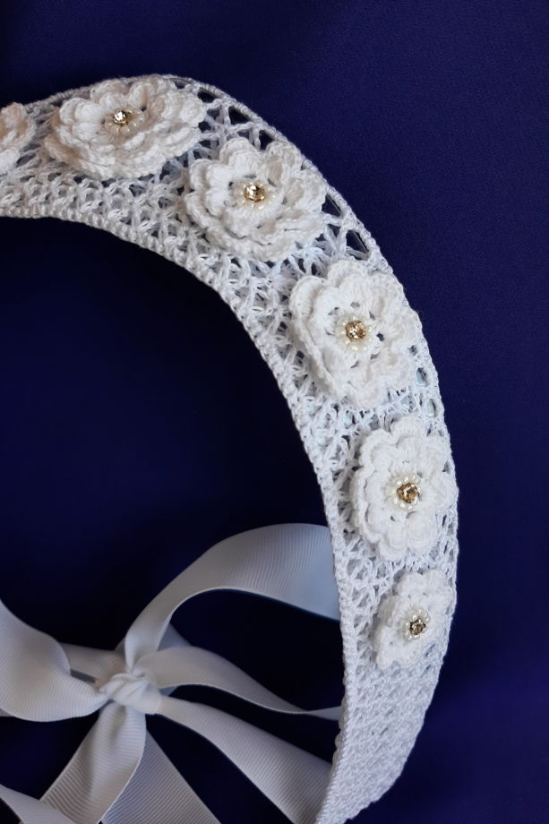 Кокошник ажурный вязаный крючком белый