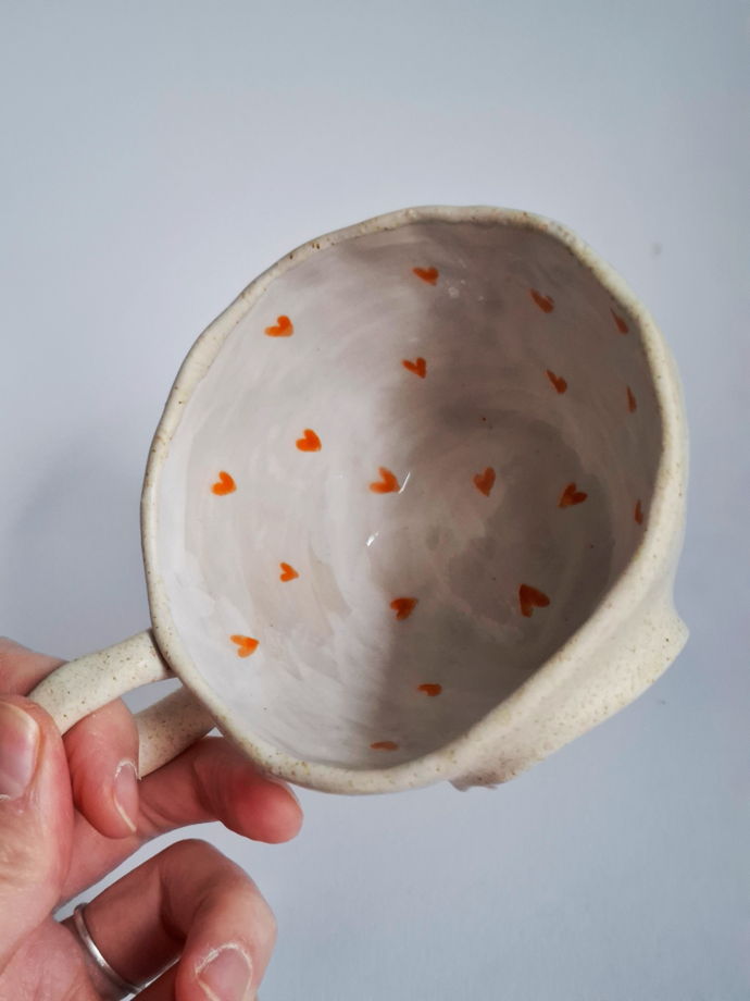 Чашка керамическая с котиком, ручной работы. "Спящий кот