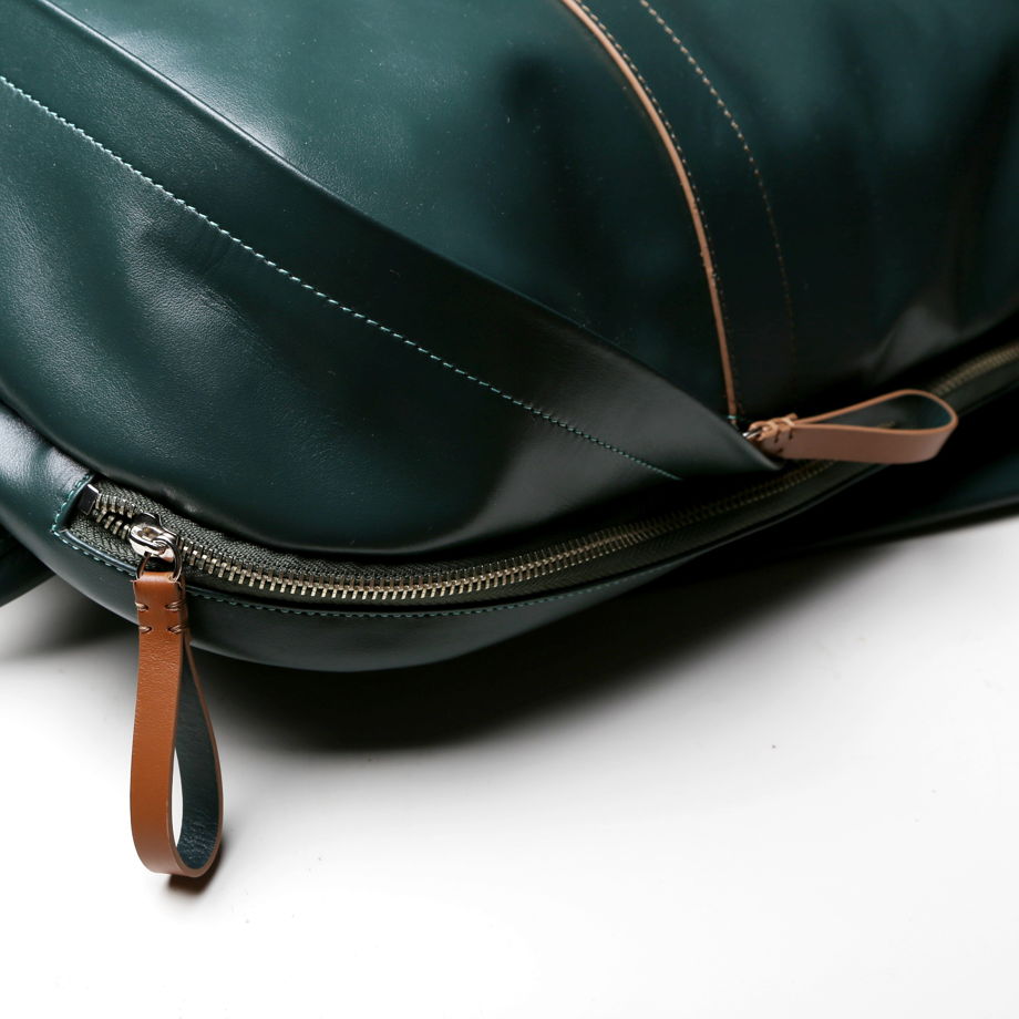 Рюкзак изумрудный кожаный с отделением для ноутбука