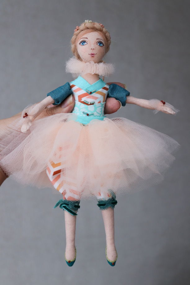 Суок, кукла наследника Тутти. Три толстяка. Авторская кукла для декора интерьера