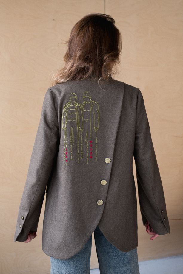 Фланелевое полупальто "ТРИНИТИ" цвета тауп хаки с вышивкой