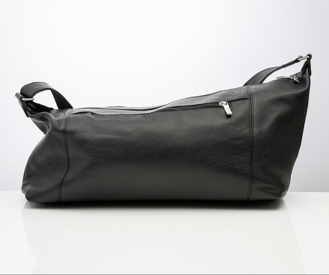 Кожаная спортивная сумка