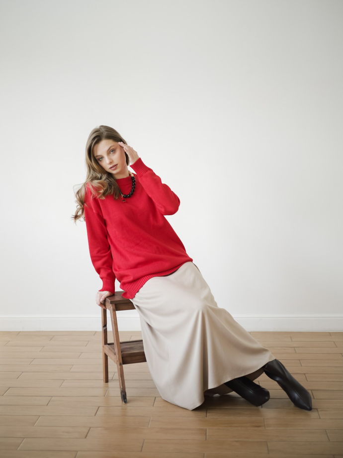 Свитер красный удлиненный
