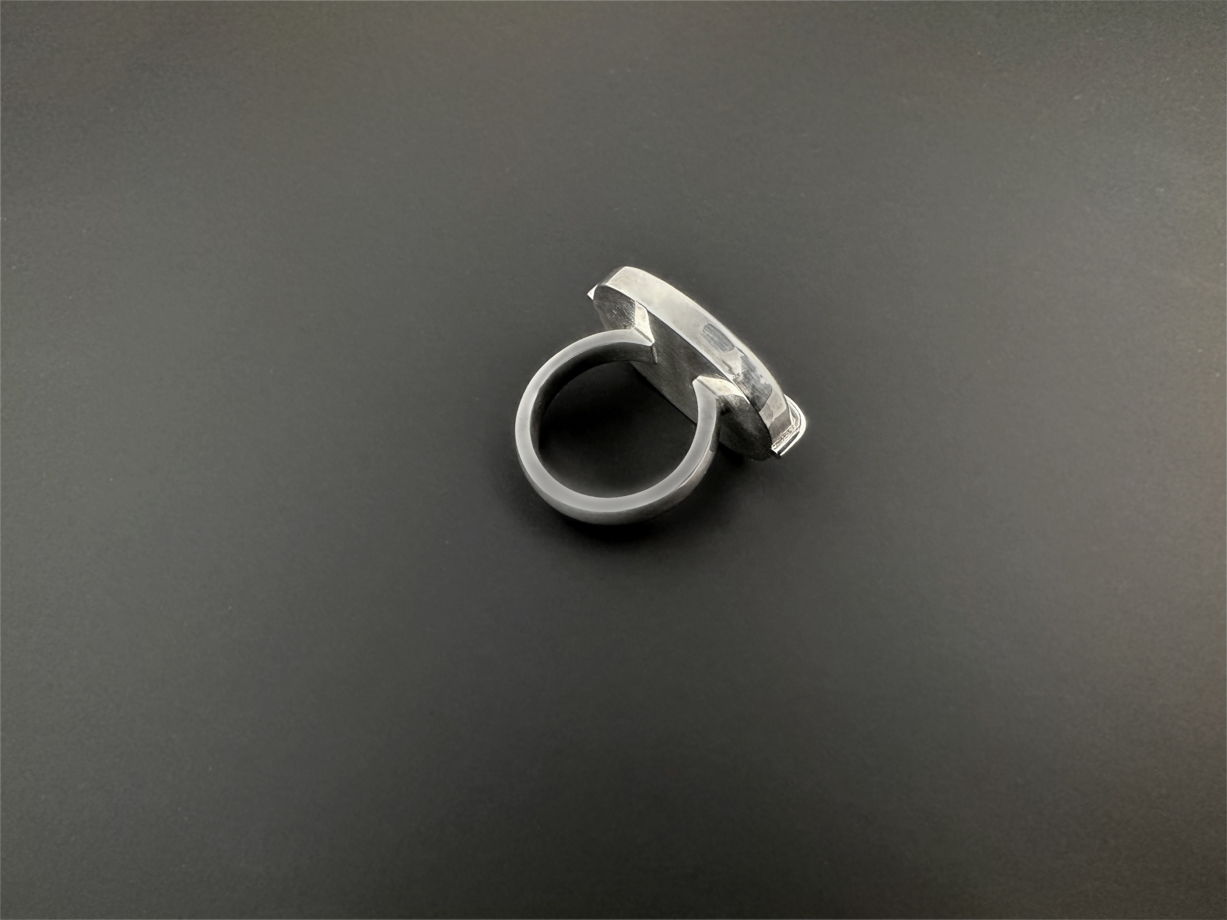 Крупное серебряное кольцо с амазонитом, размер 18
