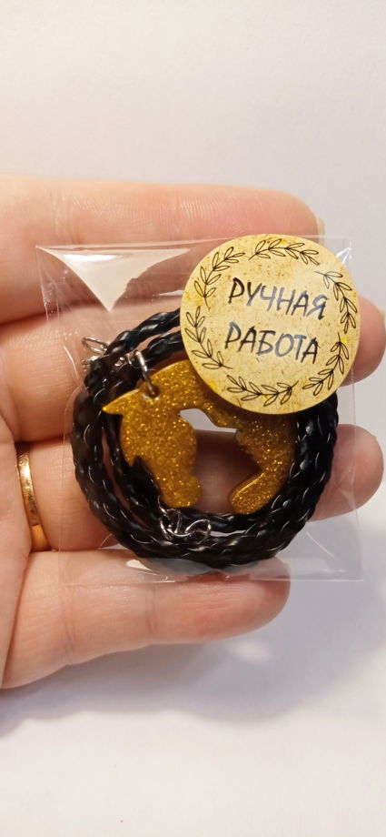 Кулоны Лошадь золотая ручной работы из эпоксидной смолы