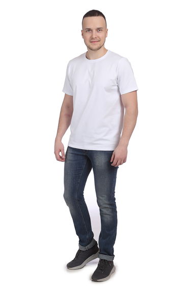 Хлопковая базовая белая мужская футболка с контрастной вышивкой
