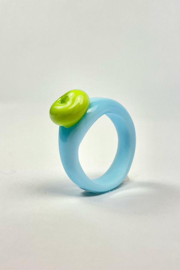 Кольцо из стекла STKLO Cheerful Blue & Green Bean