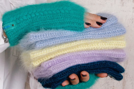 Тёплые и мягкие митенки