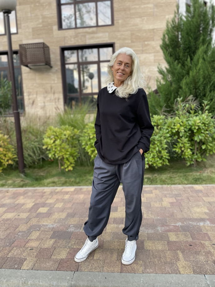 Женский свитшот черный. Толстовка женская. Съемный воротник.