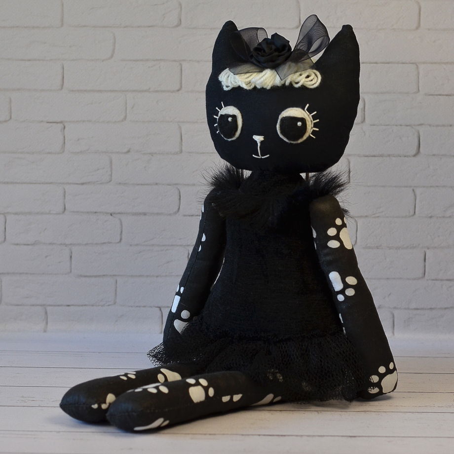 Мягкая игрушка черная кошка