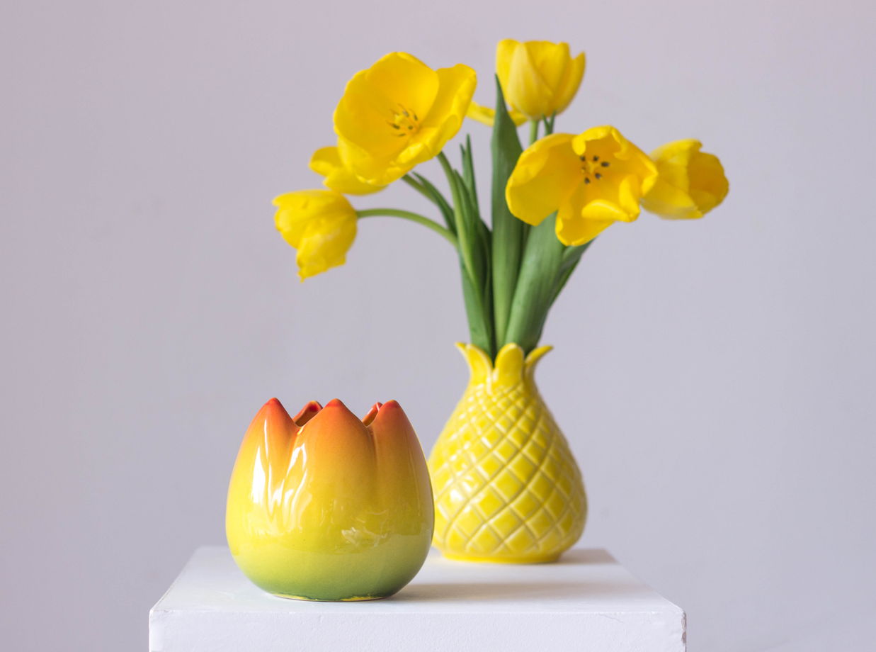 Керамическая ваза "Yellow Tulip"