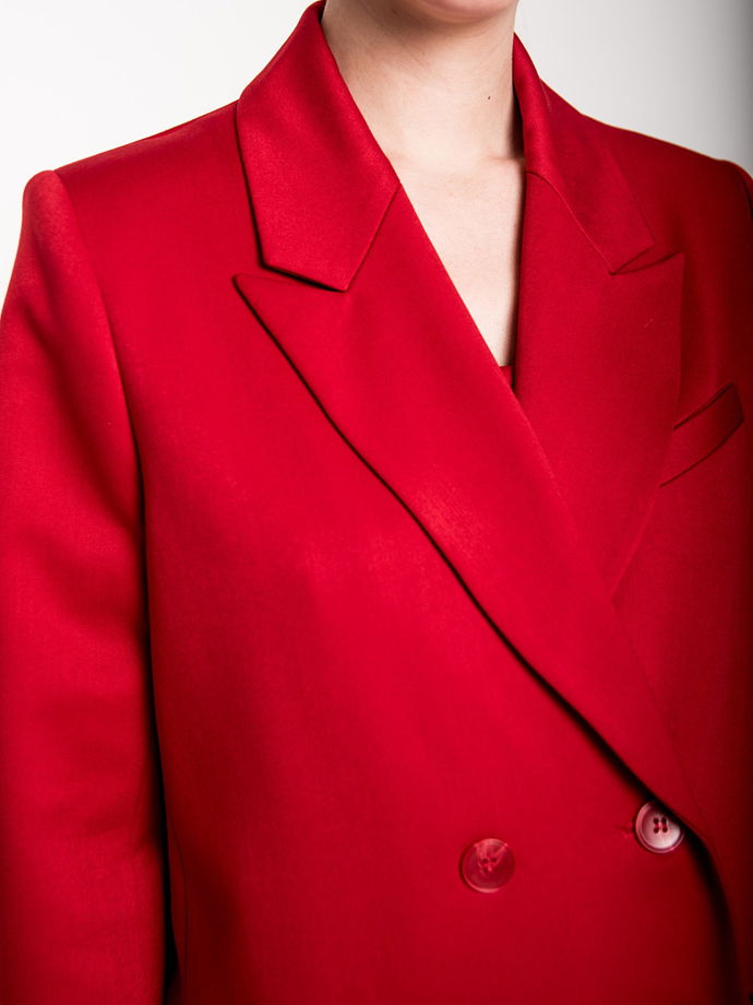 Двубортный прямой жакет