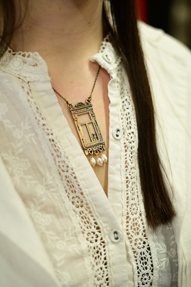 Подвеска "Оконце" в бронзе