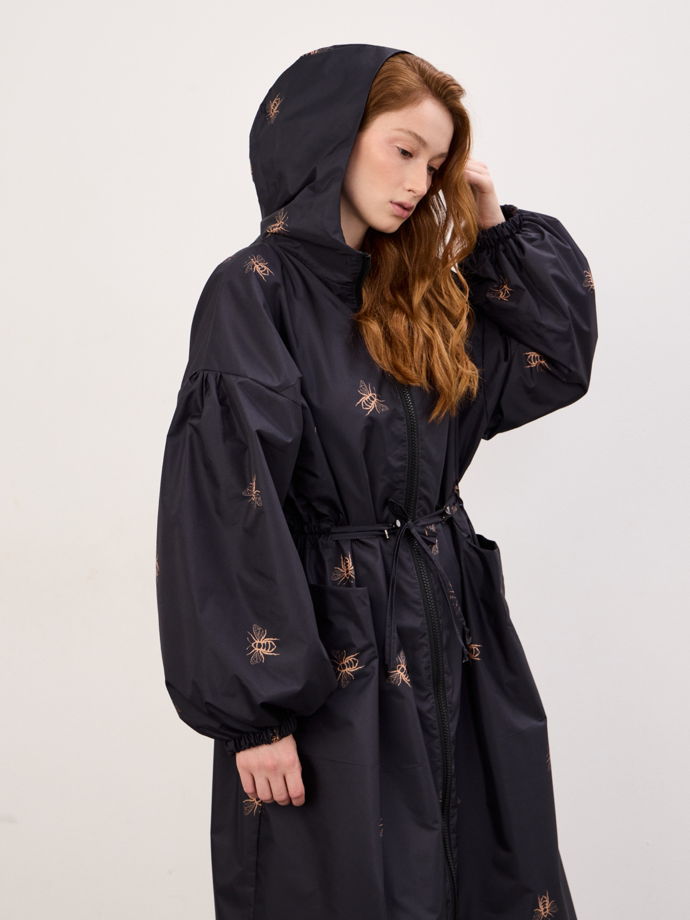 Плащ с пчелками