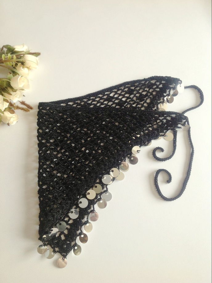 Косынка вязаная с пайетками чёрная