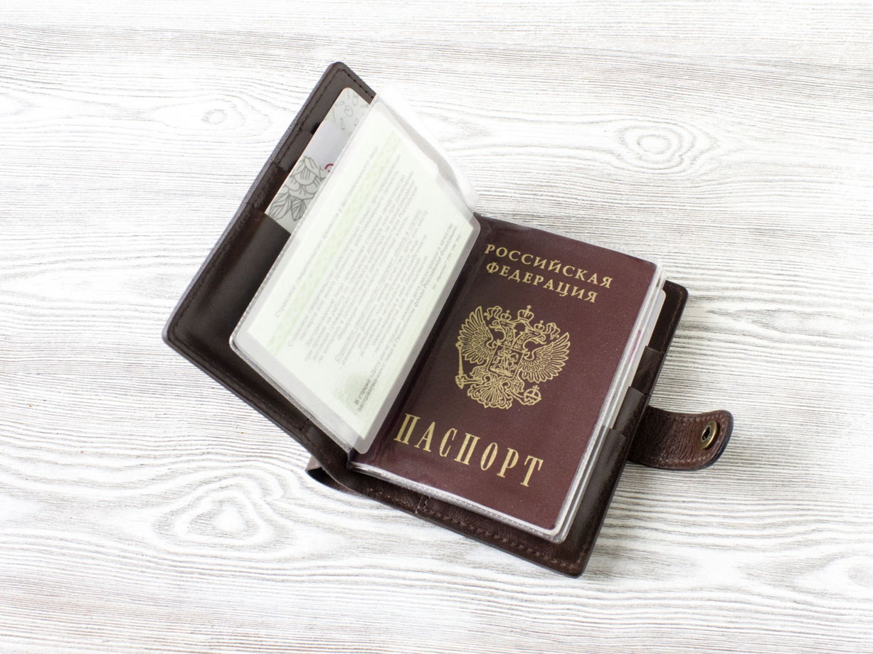 Портмоне из натуральной кожи для прав, СТС, банкнот, пластиковых карт, паспорта, страховки. VIRKUNEN