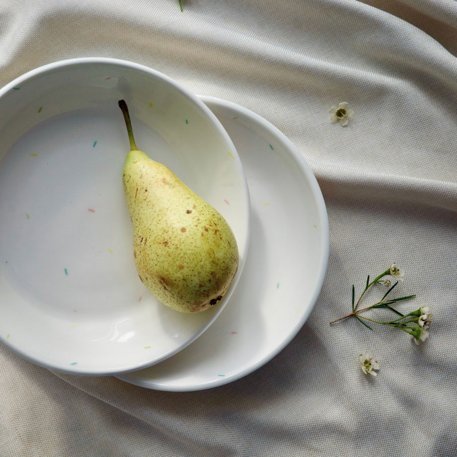 Тарелка глубокая белая с росписью ручной работы, "Леденцы"