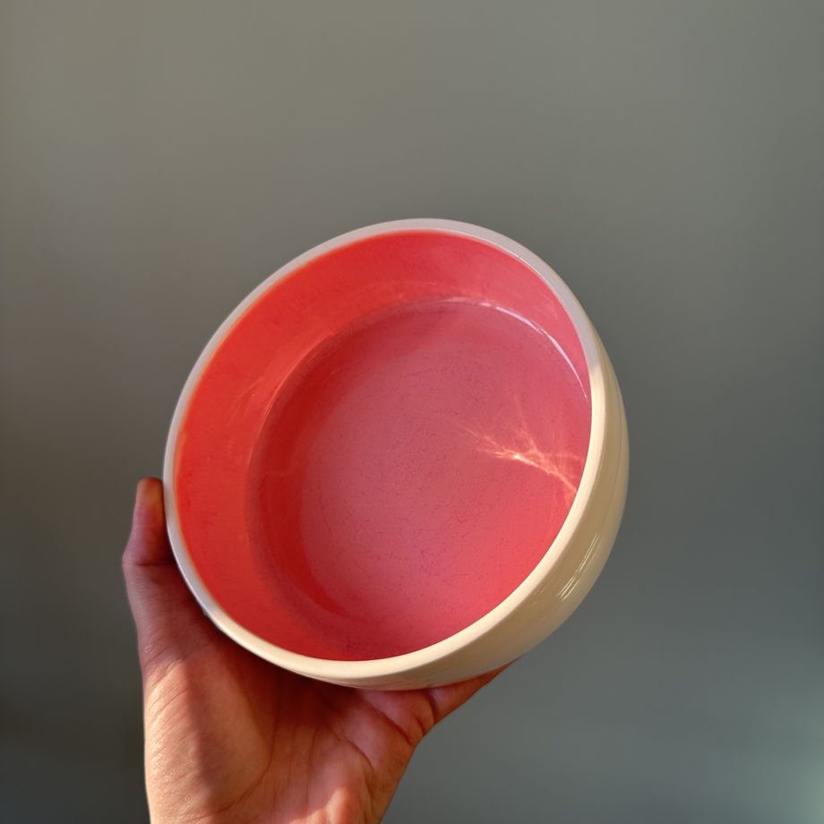 Миска бело-розовая ручной работы "Colors"