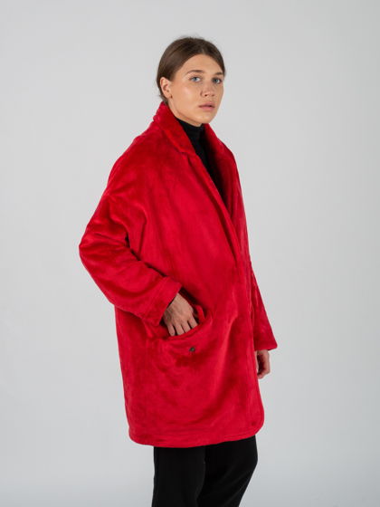 Пальто оверсайз из искусственного меха красное