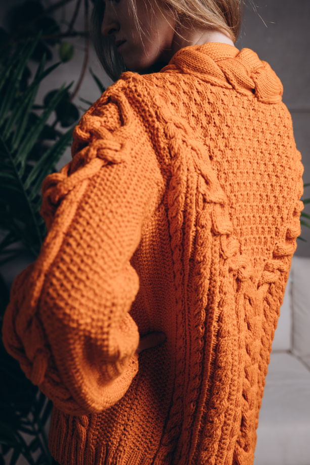 Кашемировый свитер ручной работы