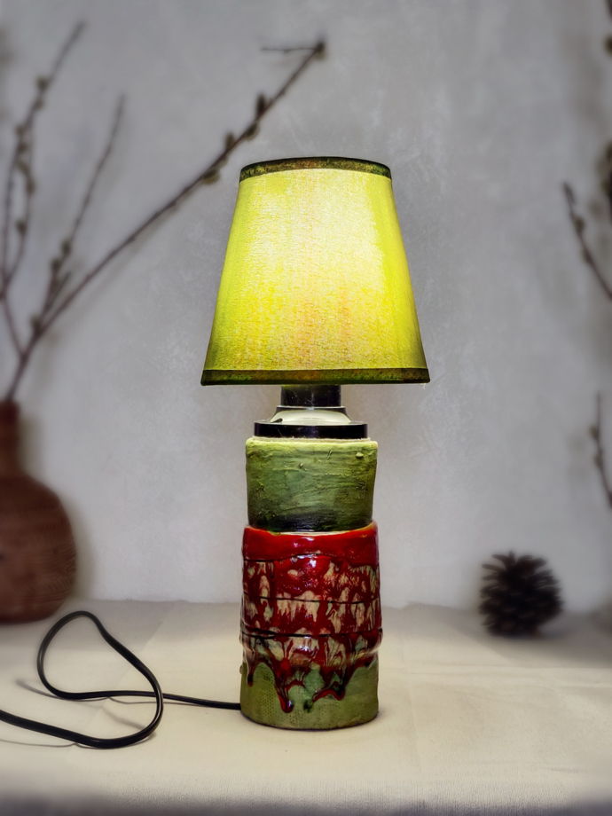 Керамическая настольная лампа « Красная смородина», авторская керамика